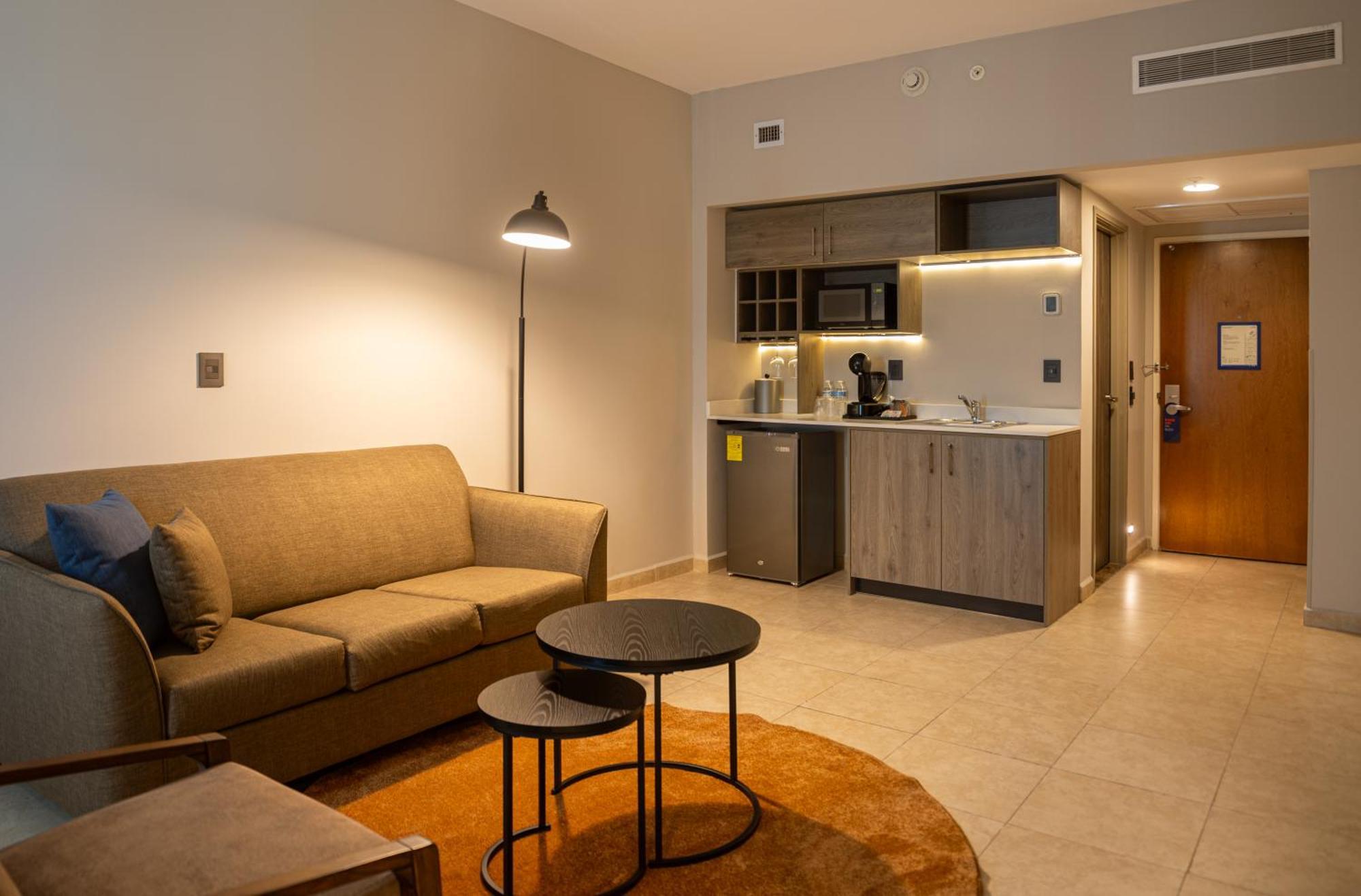 Holiday Inn Express Tapachula By Ihg Exterior foto
