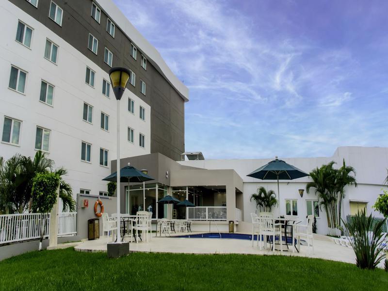 Holiday Inn Express Tapachula By Ihg Exterior foto