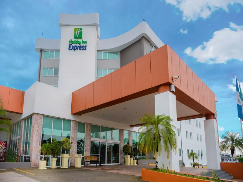 Holiday Inn Express Tapachula By Ihg Exterior foto